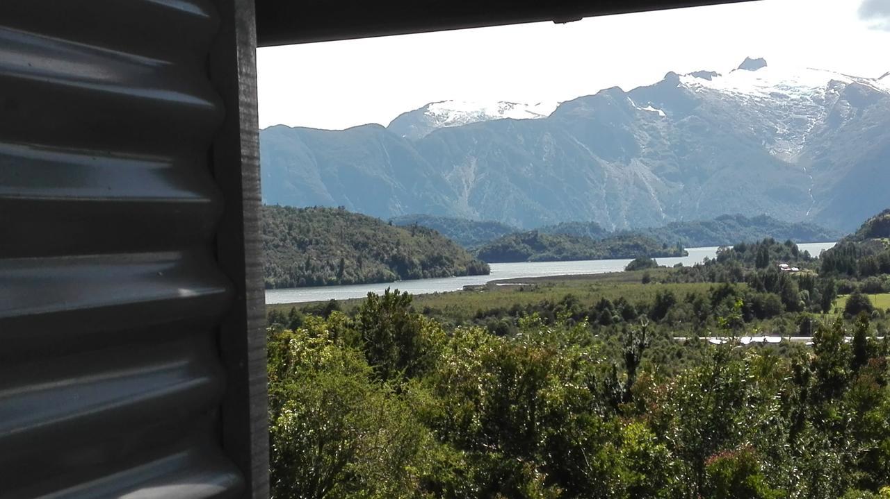 Cabanas Lomas Del Salto Hotel Puerto Chacabuco Exterior photo